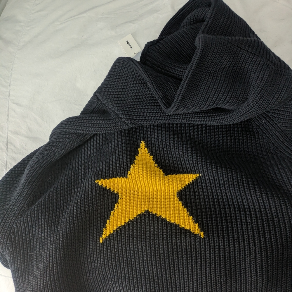 Vwoollo navy knit hoodie nwt xl